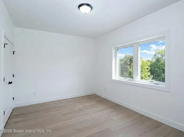 $1,599,999 | 80 Sprague Avenue | Tottenville