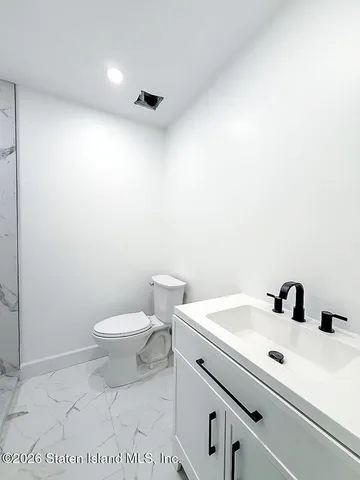 $1,599,999 | 80 Sprague Avenue | Tottenville