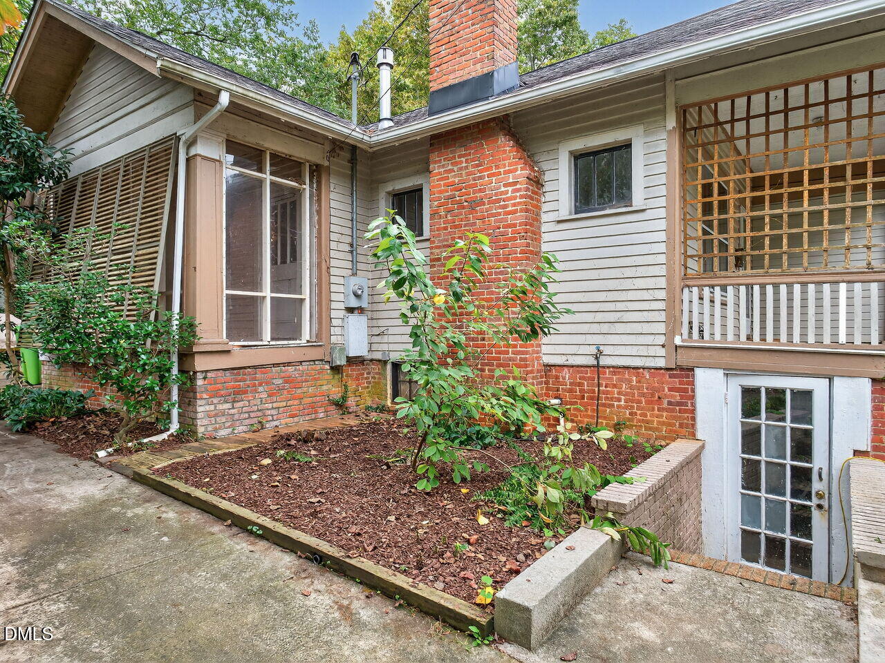 110 Hudson Street Raleigh, NC 27608 - Photo 21 of 27 021-1280x960-photo