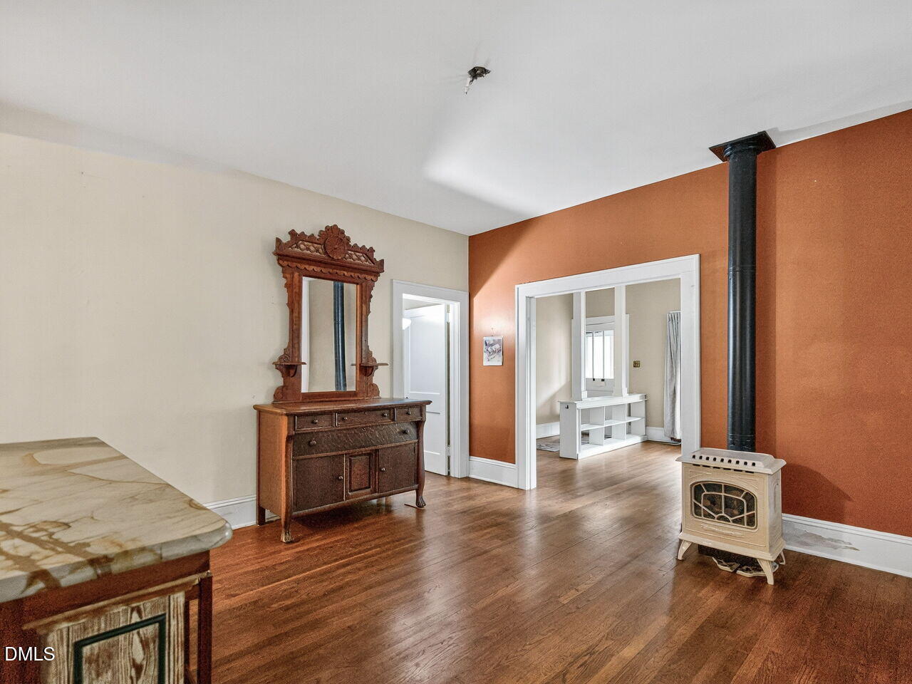 110 Hudson Street Raleigh, NC 27608 - Photo 10 of 27 010-1280x960-photo