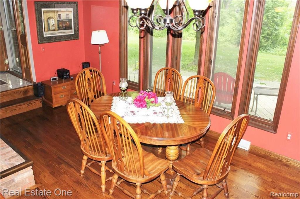 28693 Salem Road Farmington, MI 48334 - Photo 14 of 35