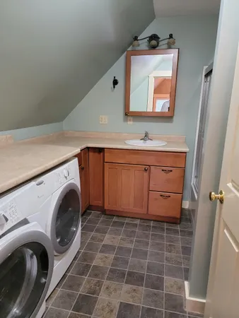 $1,250,000 | 5-9 Merchant Street, North Walpole, NH 03609