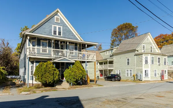 $1,250,000 | 5-9 Merchant Street, North Walpole, NH 03609