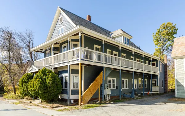 $1,250,000 | 5-9 Merchant Street, North Walpole, NH 03609