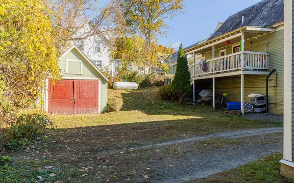 $1,250,000 | 5-9 Merchant Street, North Walpole, NH 03609