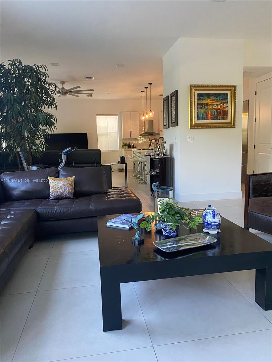 8904 Southwest 69th Trail Miami, FL 33173 - Photo 13 of 42