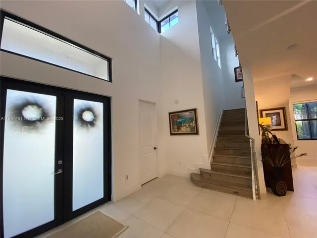 a view of entryway and hall