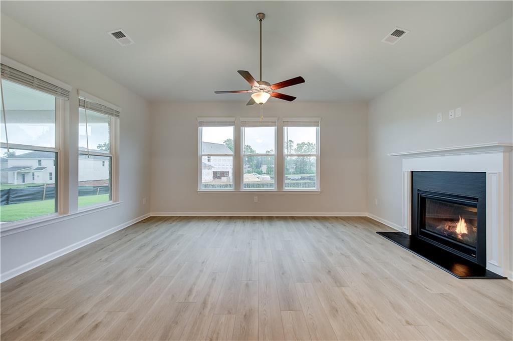 608 Button Grove Hampton, GA 30228 - Photo 16 of 34