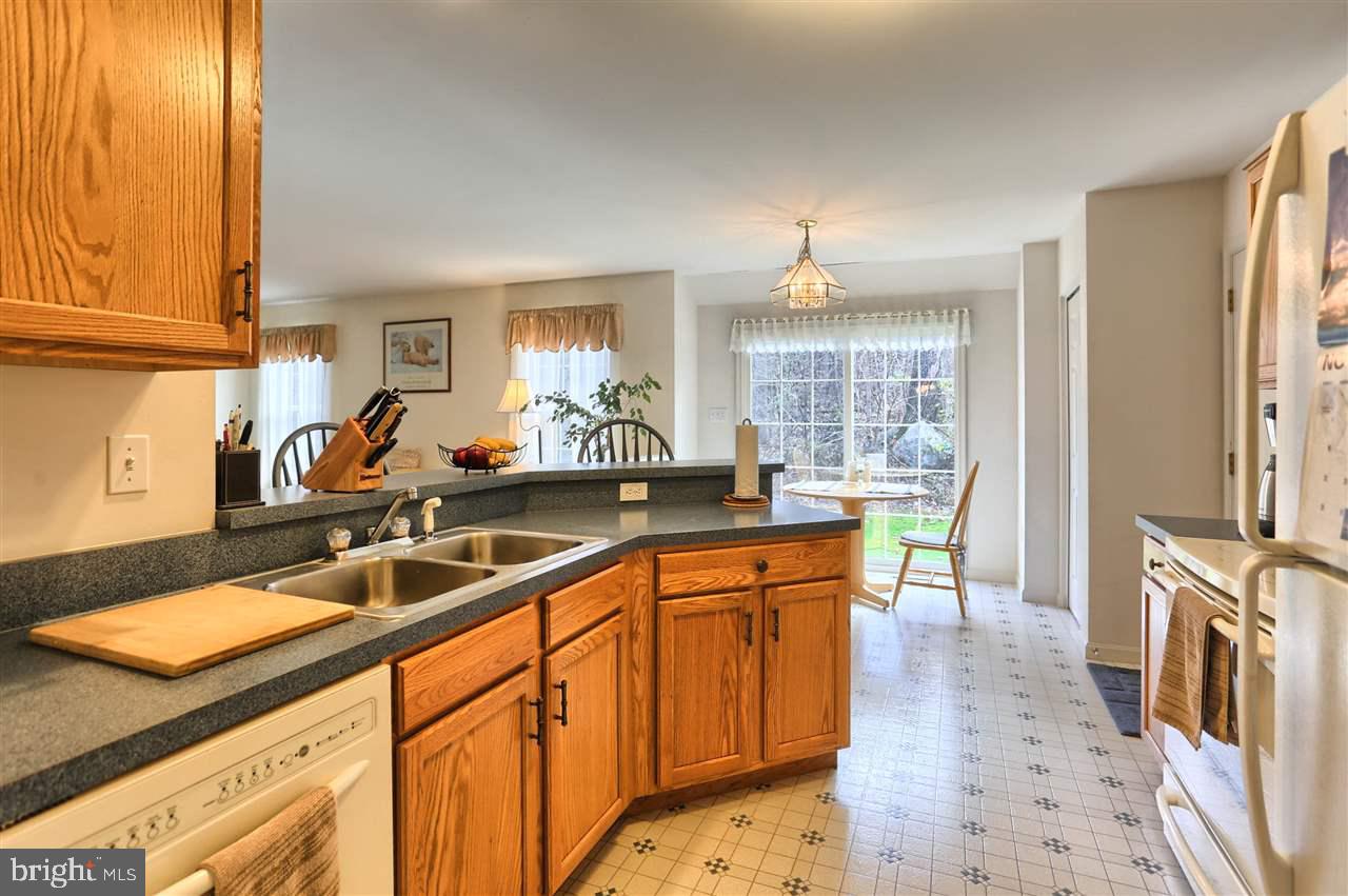332 Thorley Road New Cumberland, PA 17070 - Photo 4 of 25 Gallery Image 4