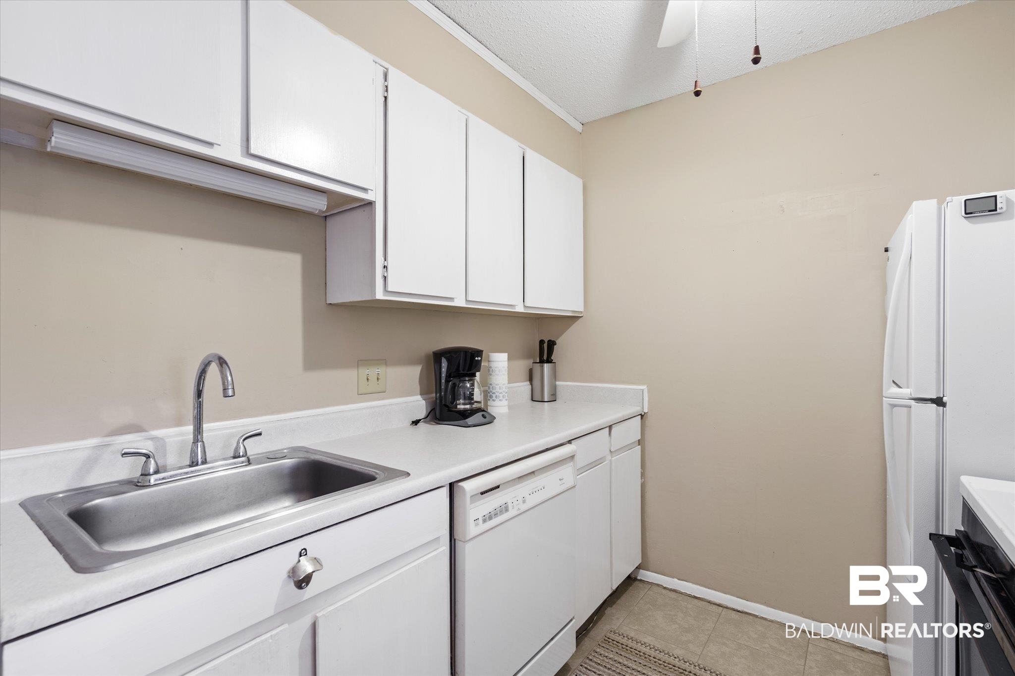 336 Riverbend Drive, Unit 336 Mobile, AL 36605 - Photo 5 of 22