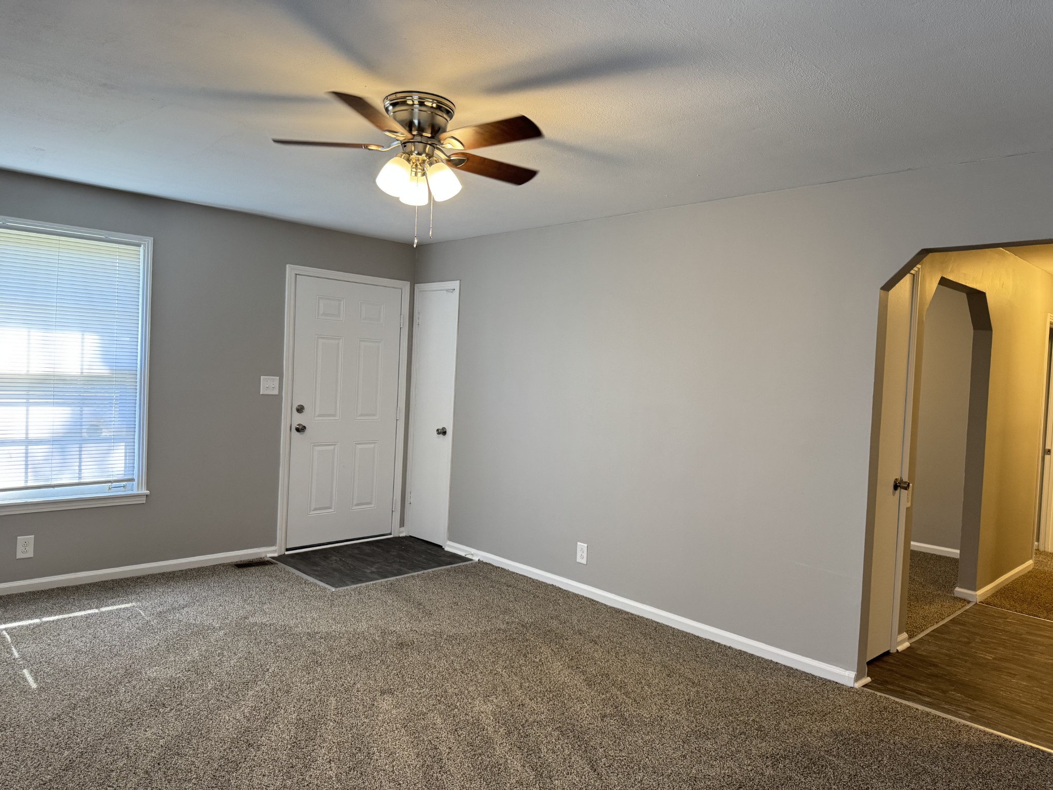 803 Ringgold Road Clarksville, TN 37042 - Photo 3 of 20