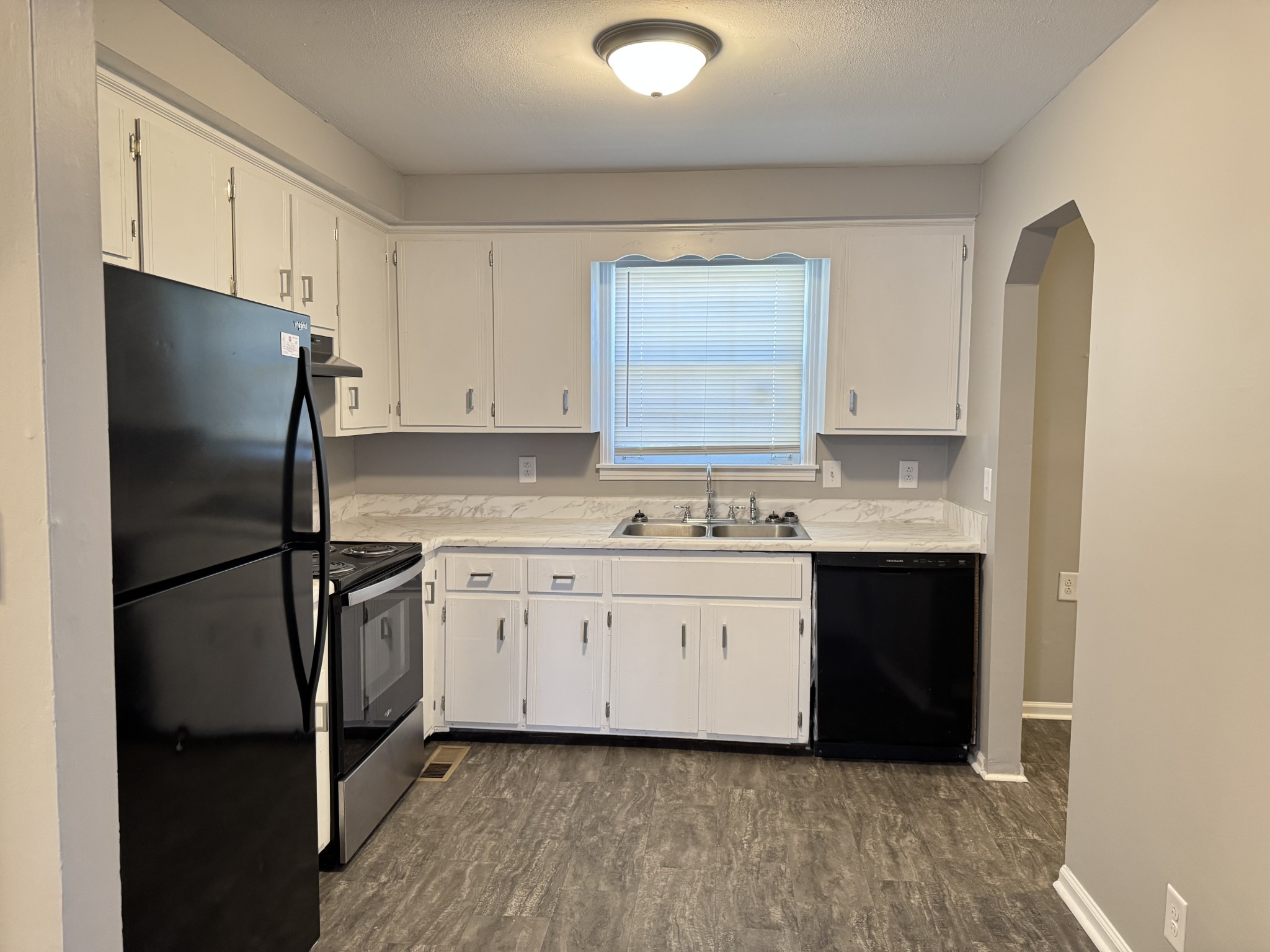 803 Ringgold Road Clarksville, TN 37042 - Photo 5 of 20