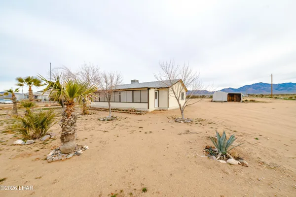 $214,900 | 14948 Canyon Drive, Dolan Springs, AZ 86441