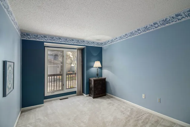 $269,900 | 29470 Cove Creek Lane, Farmington Hills, MI 48334