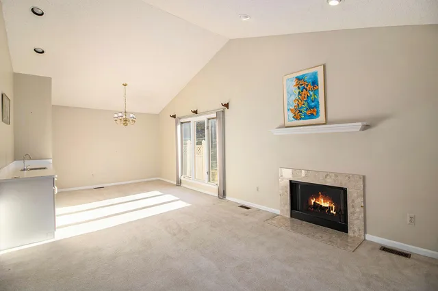 $269,900 | 29470 Cove Creek Lane, Farmington Hills, MI 48334