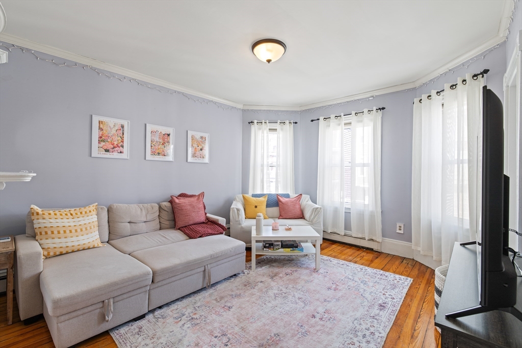 451 East 7th Street Boston, MA 02127 - Photo 6 of 19