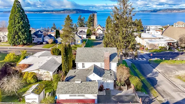 $864,000 | 1514 Rainier Street, Steilacoom, WA 98388