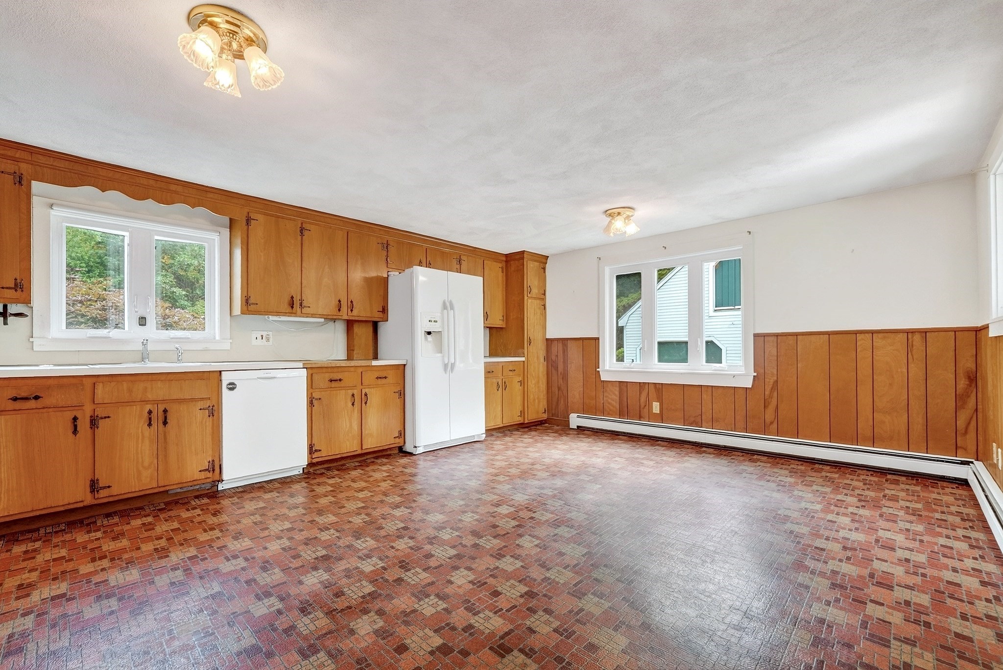 25 Spring Street Foxboro, MA 02035 - Photo 15 of 42 Gallery Image 15