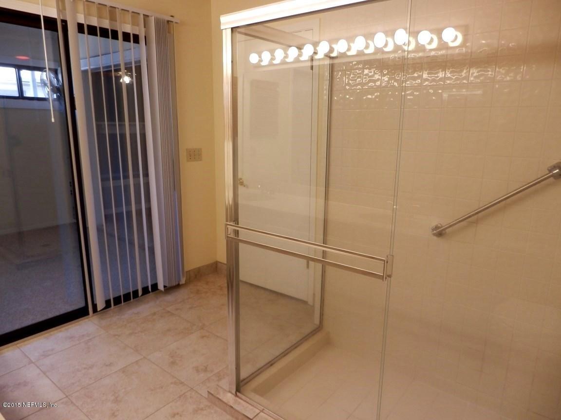 5410 Fort Caroline Road Jacksonville, FL 32277 - Photo 12 of 22 014_Master Bathroom.jpg