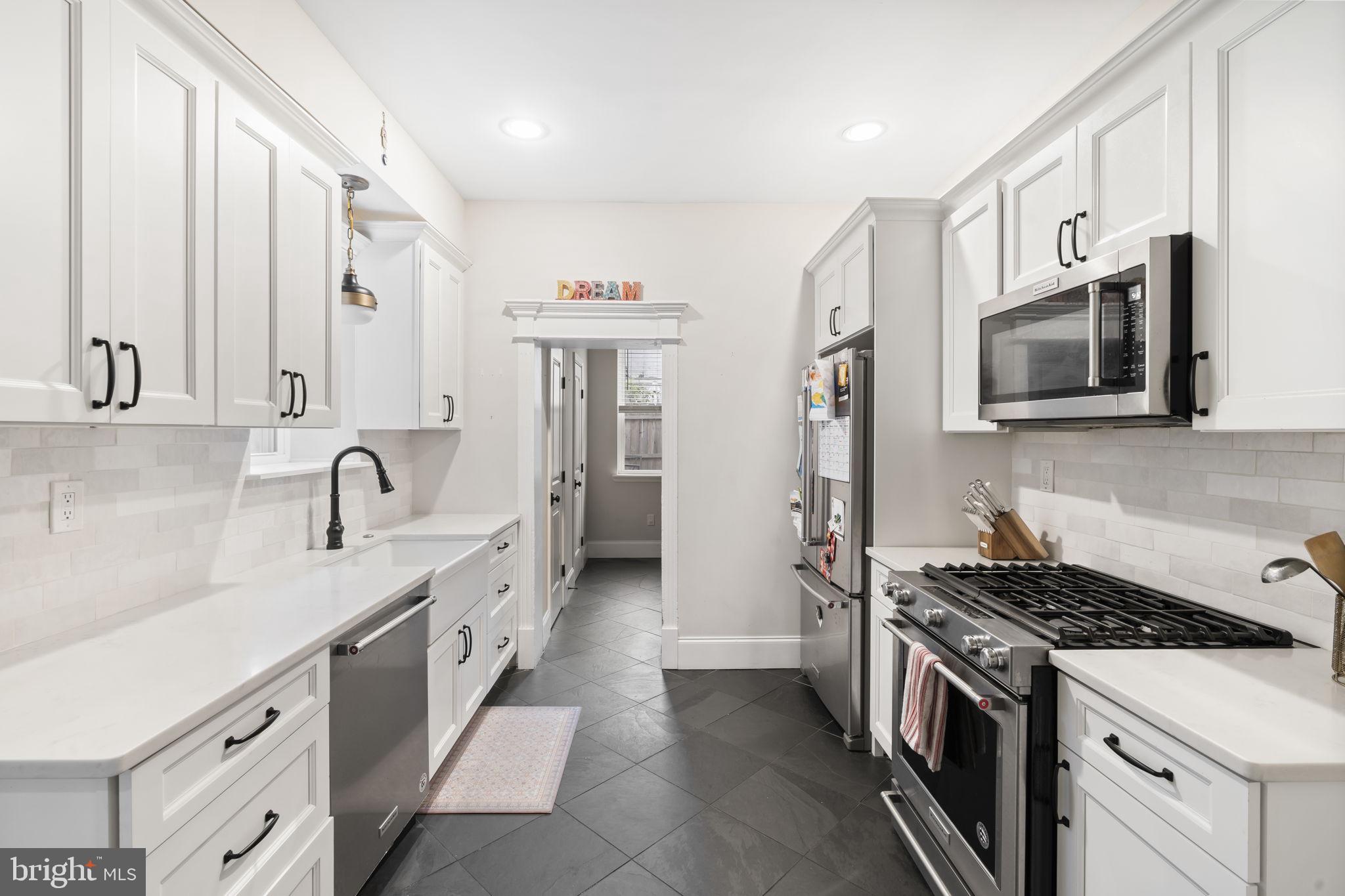 623 Mifflin Street Philadelphia, PA 19148 - Photo 11 of 25