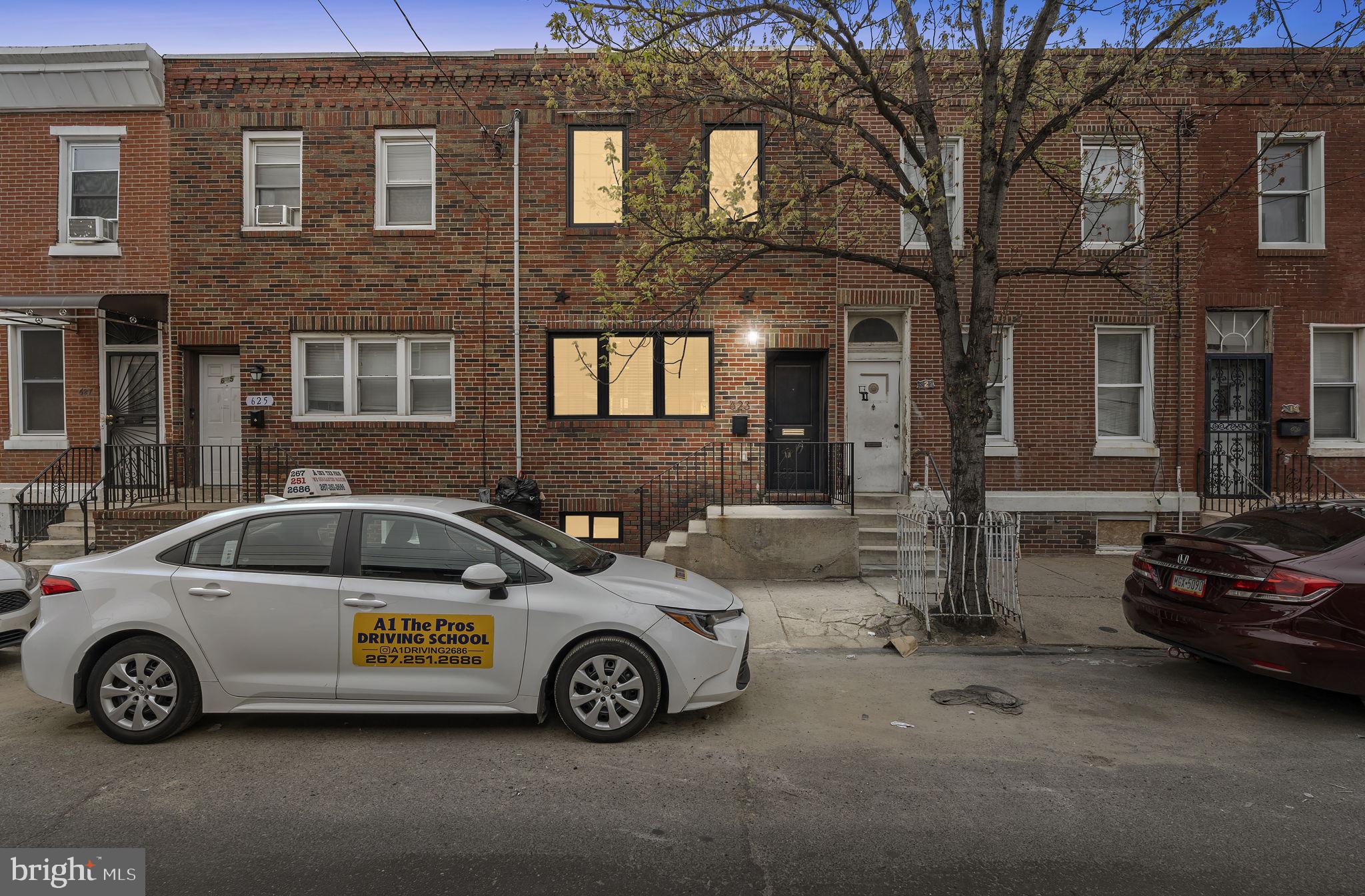 623 Mifflin Street Philadelphia, PA 19148 - Photo 2 of 25