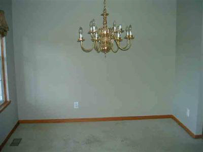 7961 Munsell Road Howell, MI 48843 - Photo 5 of 8 20211874-4.JPG