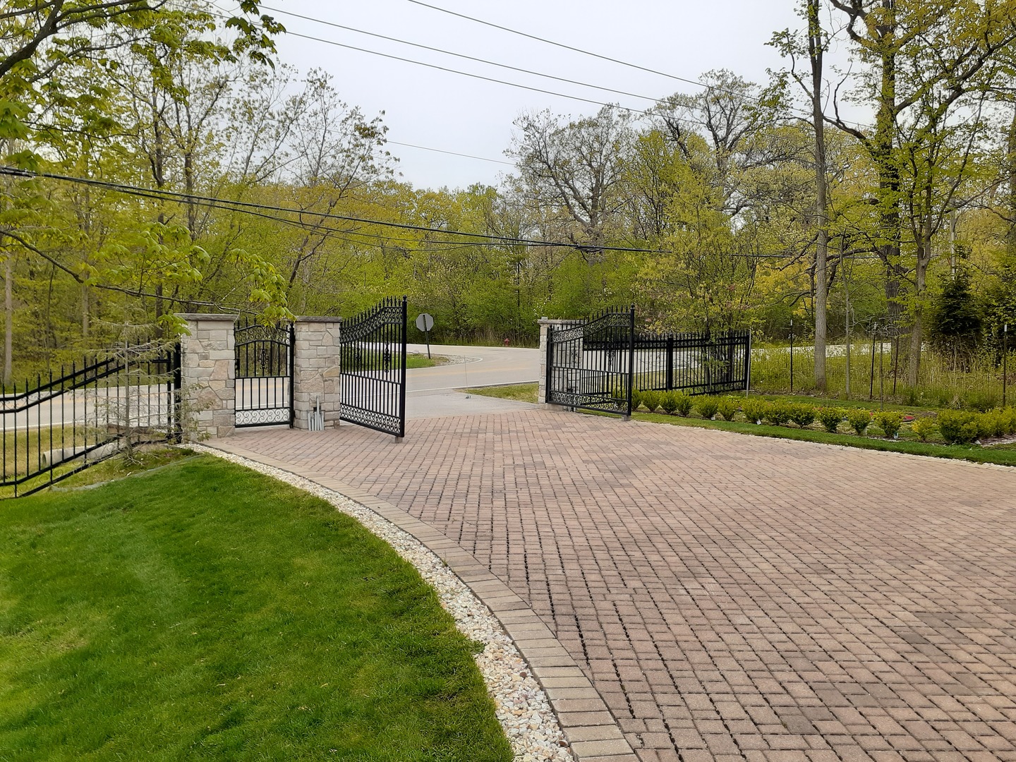 1111 Portwine Road Riverwoods, IL 60015 - Photo 3 of 27