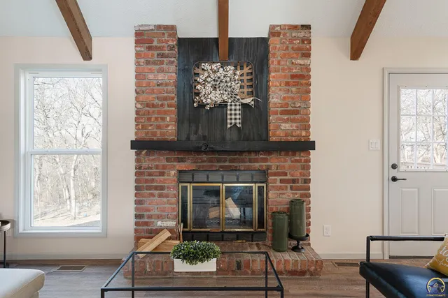 $379,900 | 3104 Southeast Pisces Avenue, Topeka, KS 66605