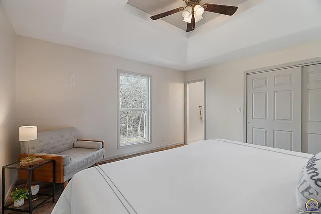 $379,900 | 3104 Southeast Pisces Avenue, Topeka, KS 66605