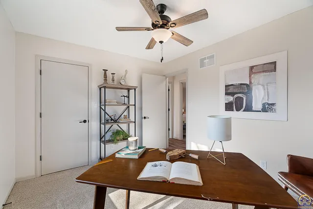 $379,900 | 3104 Southeast Pisces Avenue, Topeka, KS 66605