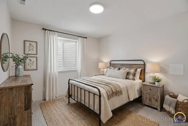 $379,900 | 3104 Southeast Pisces Avenue, Topeka, KS 66605