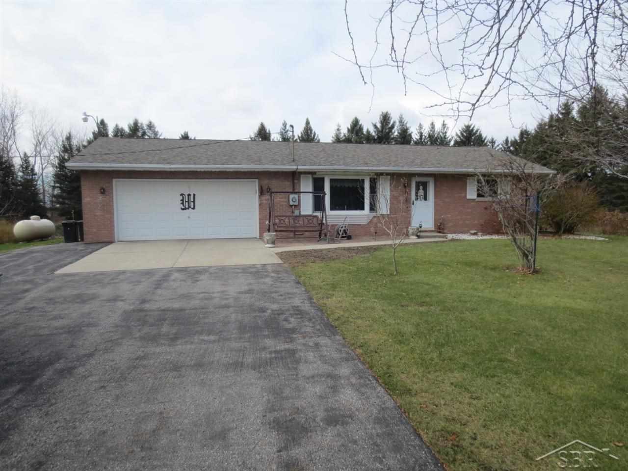4303 North Steel Road Merrill, MI 48637 - Photo 1 of 9