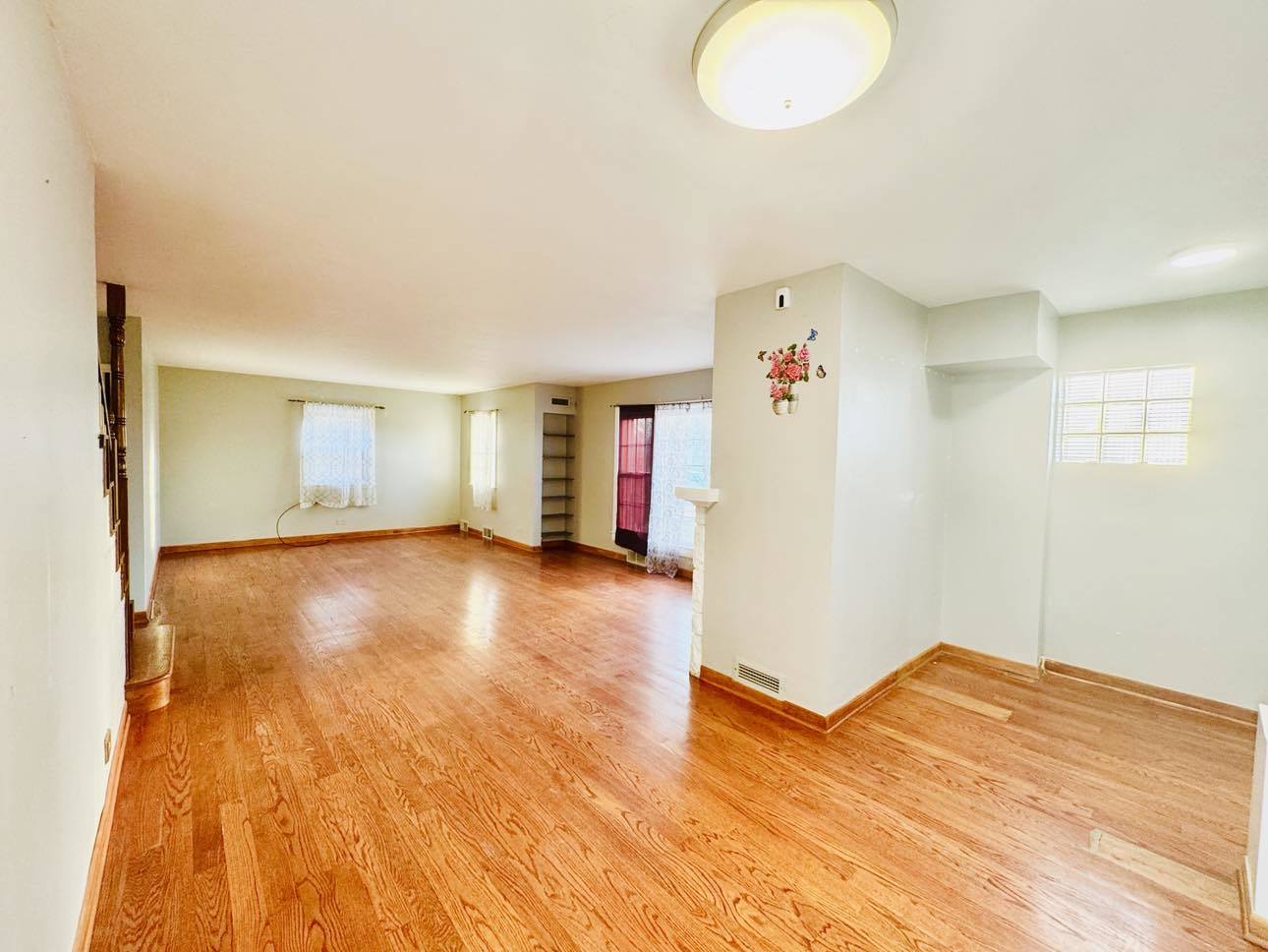 225 North Church Road Bensenville, IL 60106 - Photo 14 of 37 Gallery Image 14