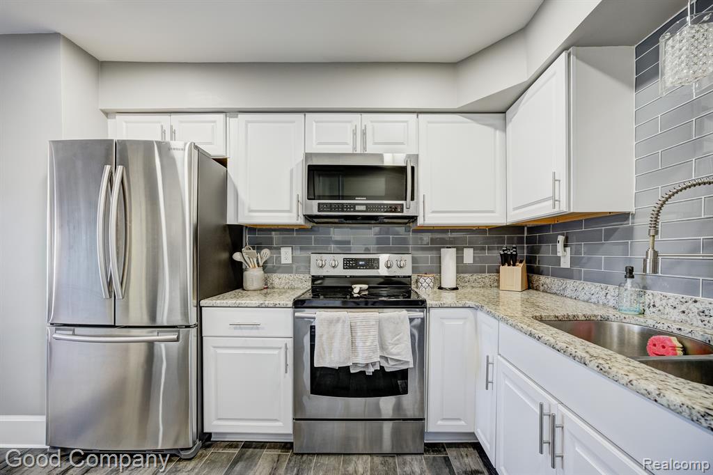 946 North Adams Road, Unit 7 Birmingham, MI 48009 - Photo 8 of 24