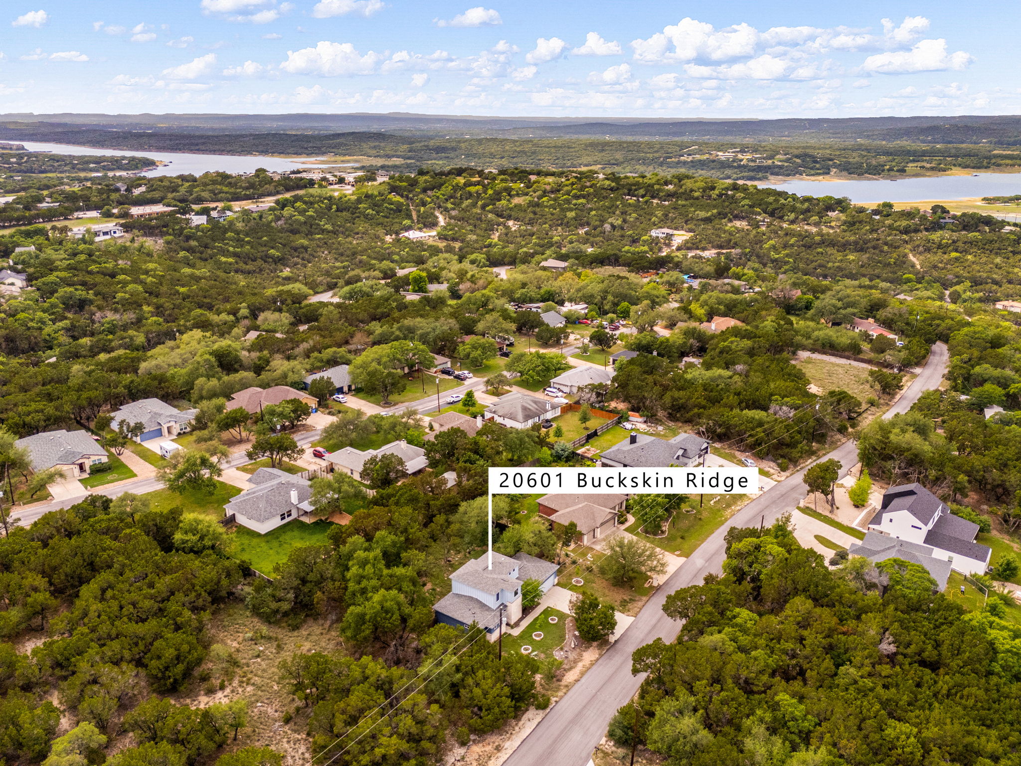 20601 Buckskin Ridge Lago Vista, TX 78645 - Photo 2 of 40