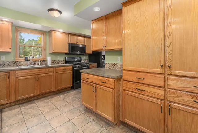 $310,000 | 816 East Melendy Street, Ludington, MI 49431