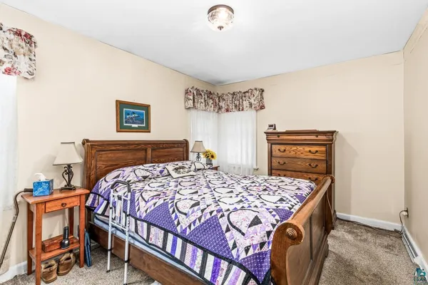 $220,000 | 2715 East 6th Street, Superior, WI 54880