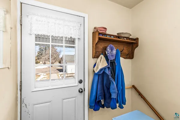 $220,000 | 2715 East 6th Street, Superior, WI 54880