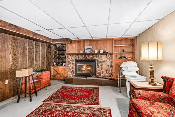 $220,000 | 2715 East 6th Street, Superior, WI 54880