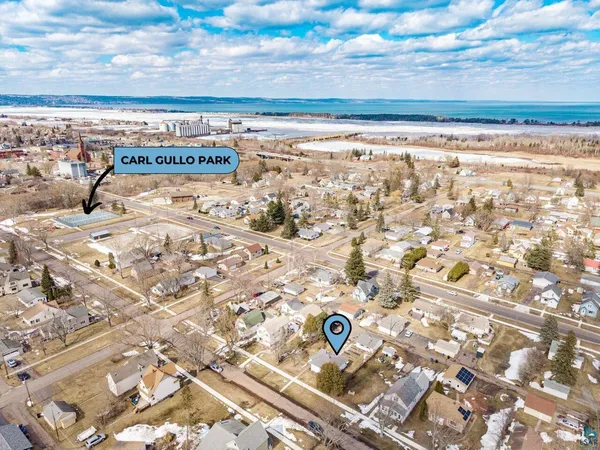 $220,000 | 2715 East 6th Street, Superior, WI 54880