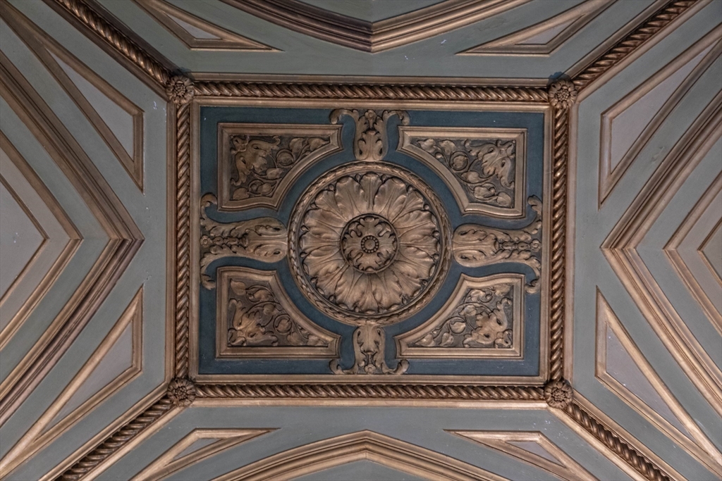 107 Beacon Street, Unit 3 Boston, MA 02116 - Photo 14 of 26 a view of entryway