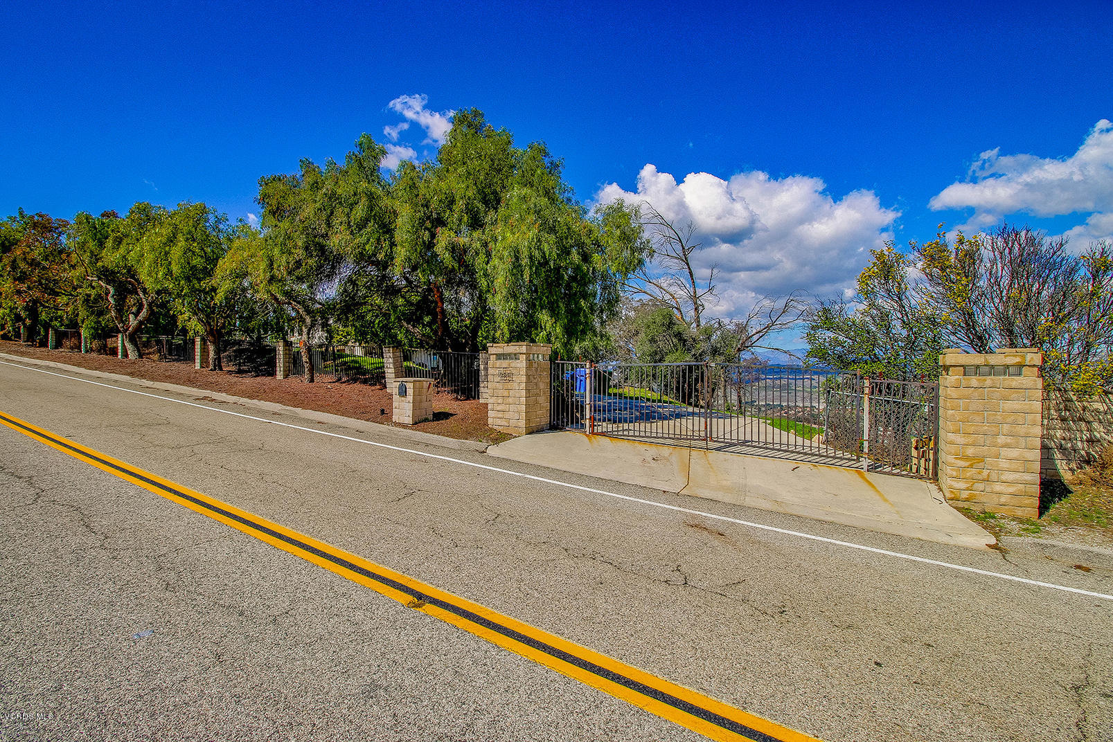 11851 Presilla Road Moorpark, CA 93021 - Photo 22 of 42 bViews-2