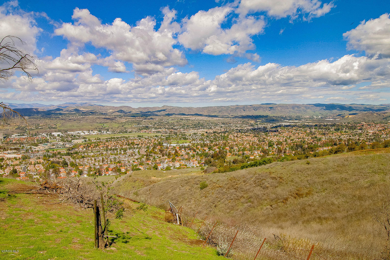 11851 Presilla Road Moorpark, CA 93021 - Photo 4 of 42 bViews-1