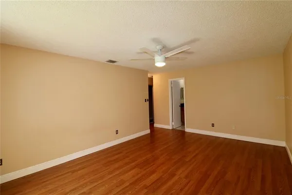 $2,300 | 10322 Manila Bay Drive, Orlando, FL 32821