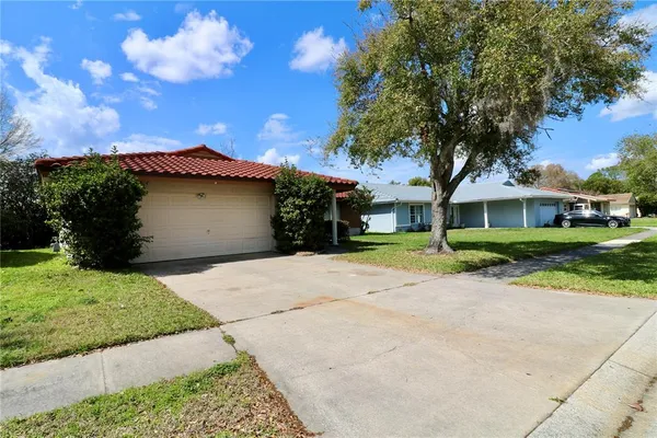 $2,300 | 10322 Manila Bay Drive, Orlando, FL 32821