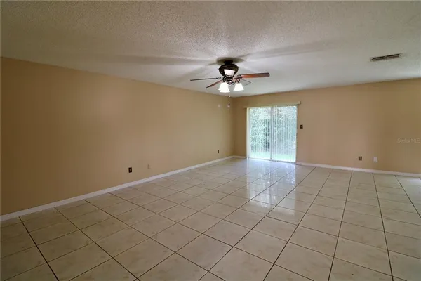 $2,300 | 10322 Manila Bay Drive, Orlando, FL 32821