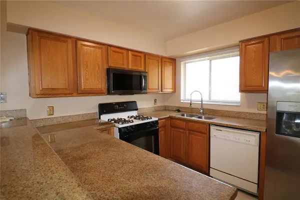 $2,300 | 10322 Manila Bay Drive, Orlando, FL 32821