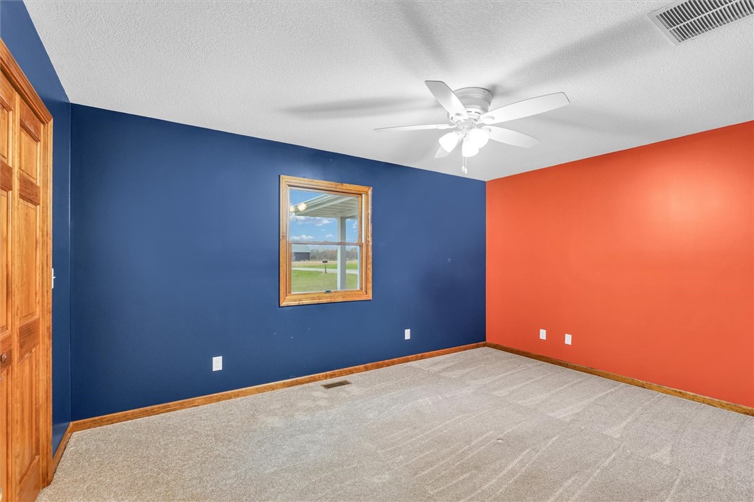 6 Grandview Heights Findlay, IL 62534 - Photo 21 of 36