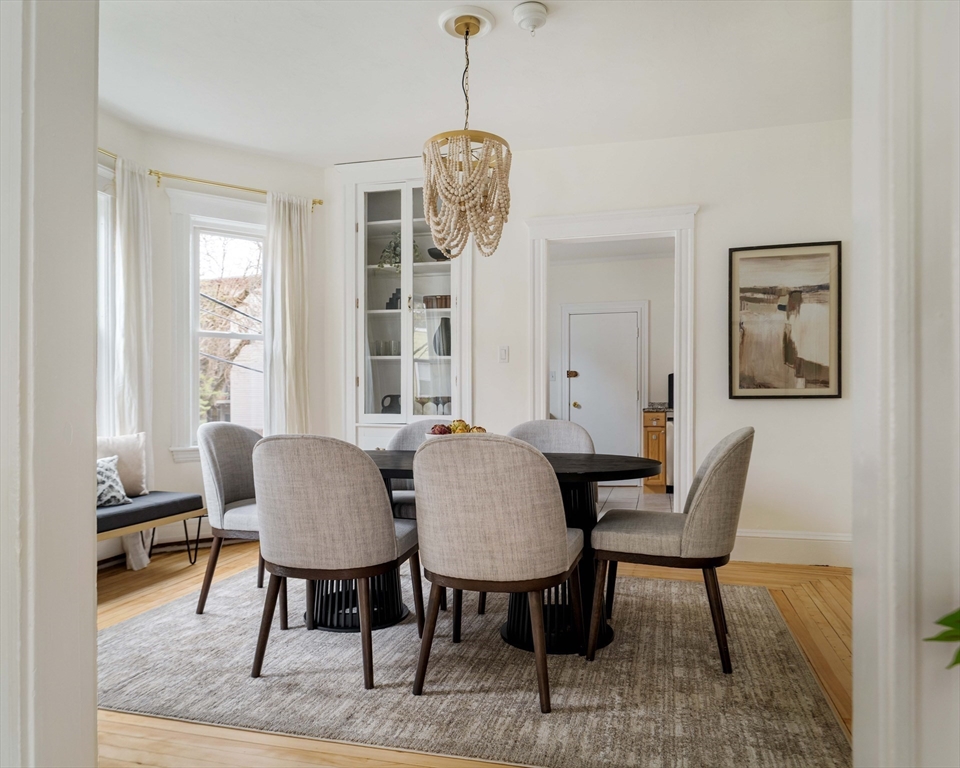 7 Farragut Avenue, Unit 1 Somerville, MA 02144 - Photo 5 of 23