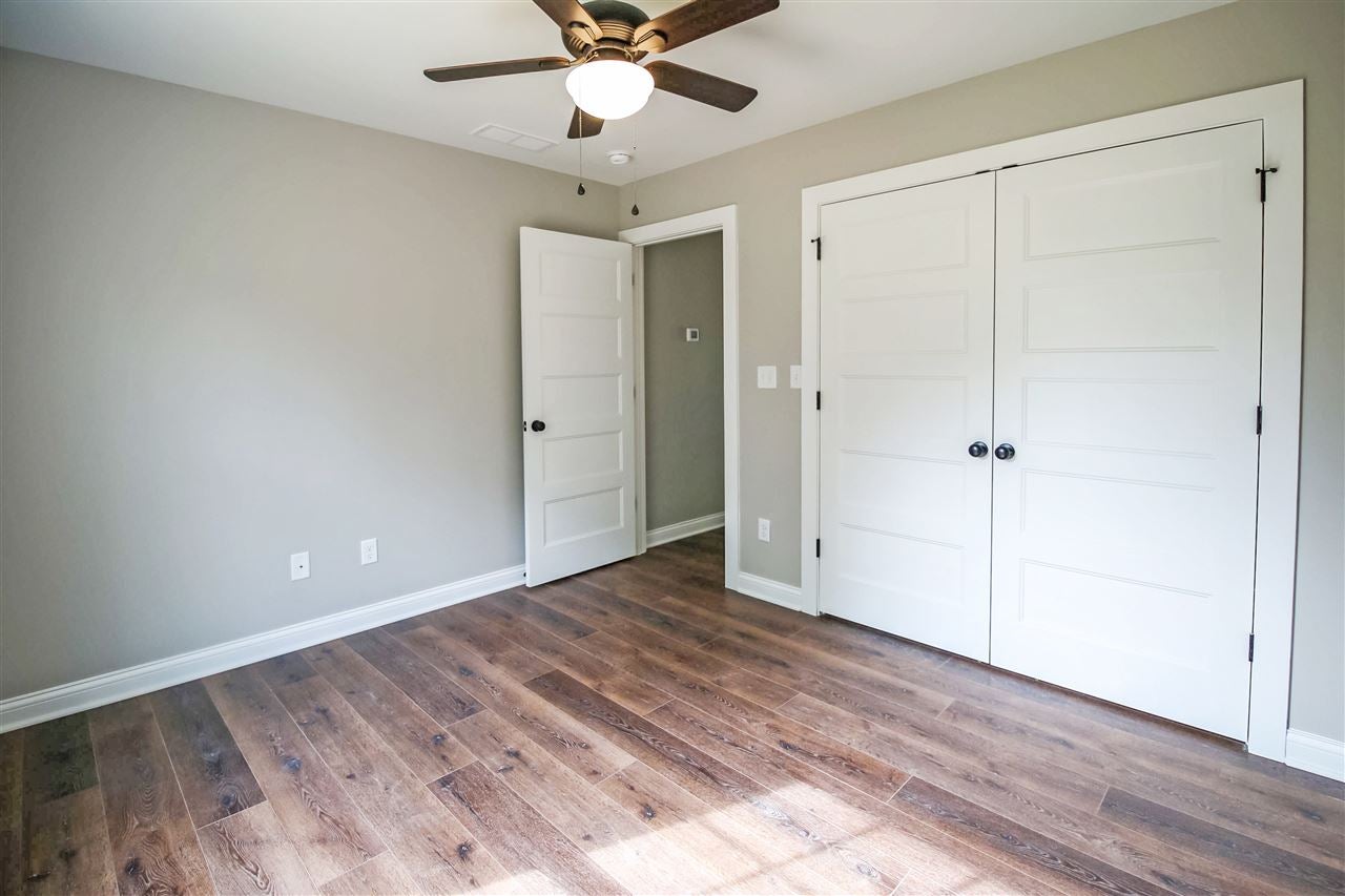 2343 Morehead Road Bowling Green, KY 42101 - Photo 11 of 32 Gallery Image 11
